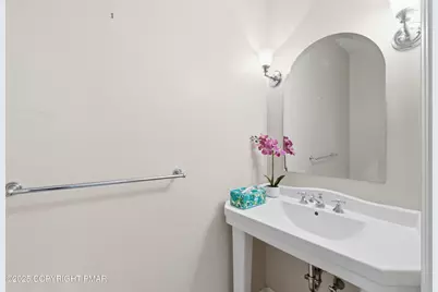  705 Garden Court, East Stroudsburg, PA 18301 - Photo 29