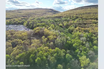  Clover Street, Scranton, PA 18501 - Photo 3