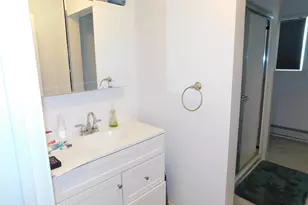 64 N 2nd St, Stroudsburg, PA 18360 - Photo 9