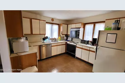  130 Bellingham Drive, Bushkill, PA 18324 - Photo 5