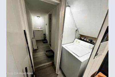  218 E Columbia Avenue, Mount Carmel, PA 17851 - Photo 17