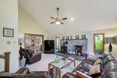  94 Markham Way, Albrightsville, PA 18210 - Photo 13