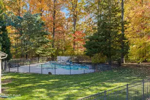 6126 Palomino Dr, Allentown, PA 18106 - Photo 15