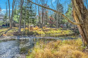 270 Trout Creek Dr, Pocono Lake, PA 18347 - Photo 5