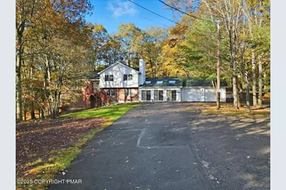  349 Bumblebee, Cresco, PA 18326 - Photo 5