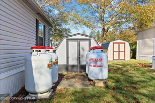 8 Cedar Ct, Bath, PA 18014 - Photo 31