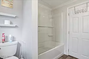 108 Black Bear Ln, Tobyhanna, PA 18466 - Photo 39