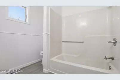  395 Sullivan Trail, Long Pond, PA 18334 - Photo 25