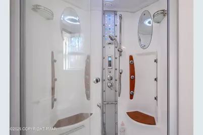  621 Washington Place, Tobyhanna, PA 18466 - Photo 17