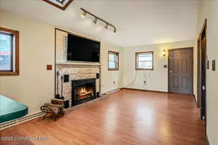 6361 Lakeshore Dr, East Stroudsburg, PA 18302 - Photo 7