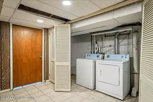 6361 Lakeshore Dr, East Stroudsburg, PA 18302 - Photo 21