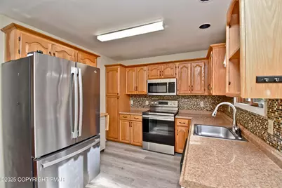  3282 Bluebird Drive, Bushkill, PA 18324 - Photo 7