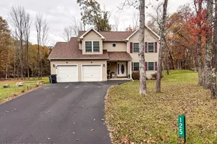 125 Alpine Lake Rd, Henryville, PA 18332 - Photo 1