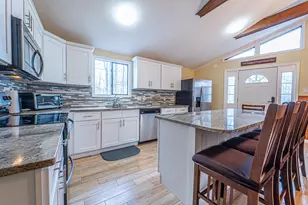 1458 Belgravia Dr, Tobyhanna, PA 18466 - Photo 11