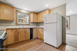 760 Hudson St, Hawley, PA 18428 - Photo 9