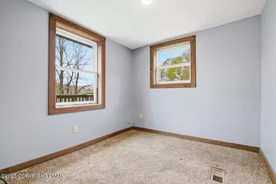  760 Hudson Street, Hawley, PA 18428 - Photo 19