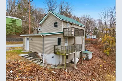  760 Hudson Street, Hawley, PA 18428 - Photo 3