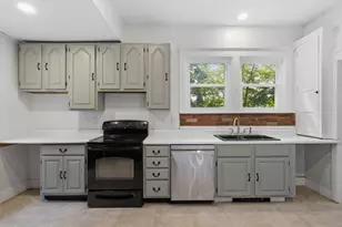 128 S Green St, East Stroudsburg, PA 18301 - Photo 11