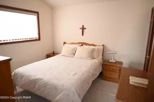 101 Withywindle Way, Tamiment, PA 18371 - Photo 11