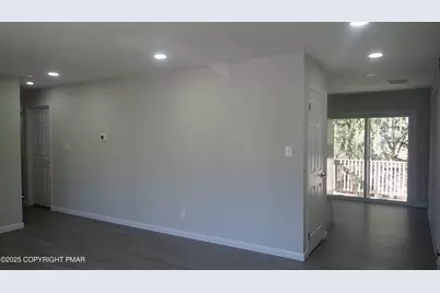  2556 N Delaware Drive, Mount Bethel, PA 18343 - Photo 9