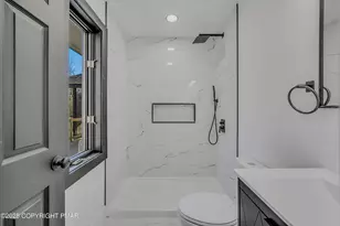 1135 7 Nations Dr, Tobyhanna, PA 18466 - Photo 35