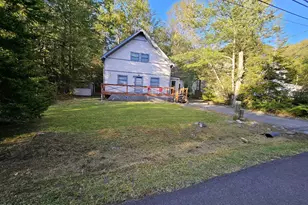222 Nadine Blvd, Pocono Summit, PA 18346 - Photo 1