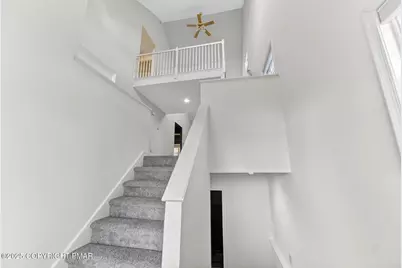  230 Hawthorne Village Court, East Stroudsburg, PA 18302 - Photo 5