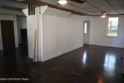  2215 Pennsylvania Avenue, Martins Creek, PA 18063 - Photo 9