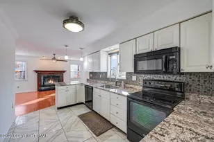 205 Regent St, Bushkill, PA 18324 - Photo 21