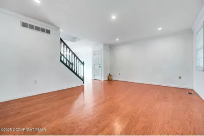  205 Regent Street, Bushkill, PA 18324 - Photo 11