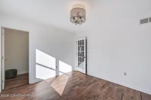 205 Regent St, Bushkill, PA 18324 - Photo 47