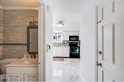  205 Regent Street, Bushkill, PA 18324 - Photo 27