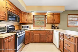 228 Cherry Hill Rd, Nazareth, PA 18064 - Photo 15