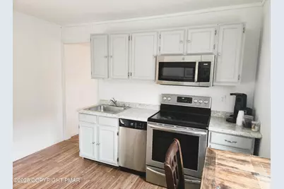  6 Dante Street, Roseto, PA 18013 - Photo 5