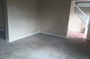 494 Country Pl Dr, Tobyhanna, PA 18466 - Photo 9