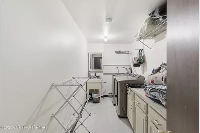  104 Scotch Pine Court, Dingmans Ferry, PA 18328 - Photo 35