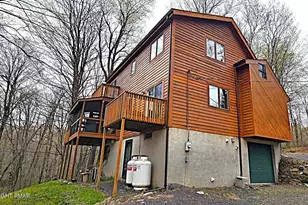 4129 Firefly Ct, Pocono Lake, PA 18347 - Photo 5