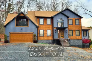 2226 Bedford Ct, Bushkill, PA 18324 - Photo 3