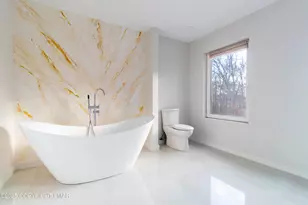 2226 Bedford Ct, Bushkill, PA 18324 - Photo 29