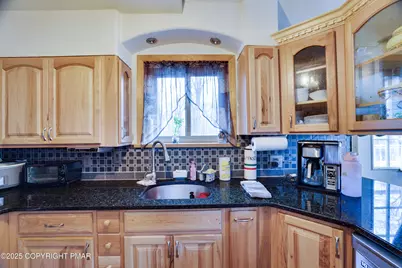  1055 Hunter Drive, Tobyhanna, PA 18466 - Photo 11