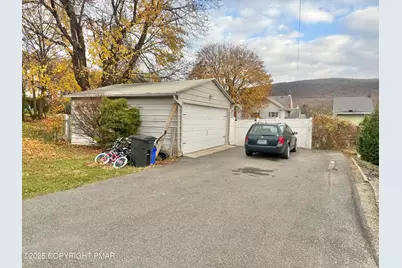  617 Center Street, Jim Thorpe, PA 18229 - Photo 5