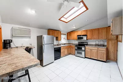  6147 Decker Road, Bushkill, PA 18324 - Photo 5