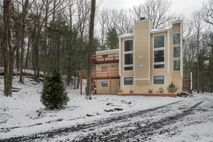 169 Shiny Mountain Rd, Greentown, PA 18426 - Photo 1