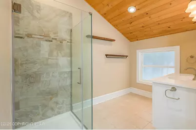  169 Shiny Mountain Road, Greentown, PA 18426 - Photo 15