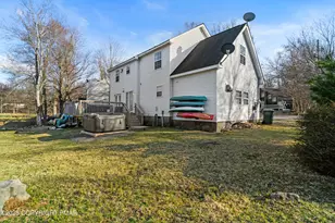 2255 Whippoorwill Dr, Tobyhanna, PA 18466 - Photo 9