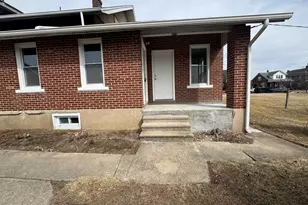 807 Chestnut St, Coplay, PA 18037 - Photo 3