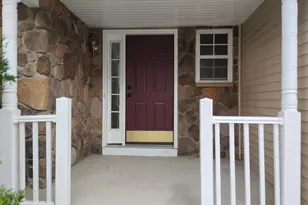 2113 Dorset Ct, Bushkill, PA 18324 - Photo 5