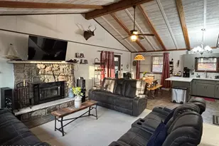 38 Mountain Glen Dr, Covington Township, PA 18424 - Photo 17