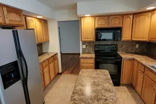 203 Sutton Pl, Pocono Summit, PA 18346 - Photo 7