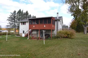 2761 Eckerts Ln, Bath, PA 18014 - Photo 17